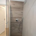 - Geisweid Work And Neu Modernisiert 2 Schlafzimmer Badezimmer Balkon Apartmán Siegen