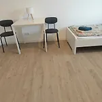 - Geisweid Work And Neu Modernisiert 2 Schlafzimmer Badezimmer Balkon Apartmán