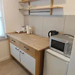 - Geisweid Work And Neu Modernisiert 2 Schlafzimmer Badezimmer Balkon Siegen