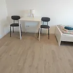 - Geisweid Work And Neu Modernisiert 2 Schlafzimmer Badezimmer Balkon Apartmán Siegen
