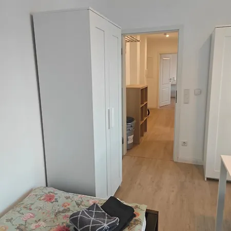 - Geisweid Work And Neu Modernisiert 2 Schlafzimmer Badezimmer Balkon Apartmán *