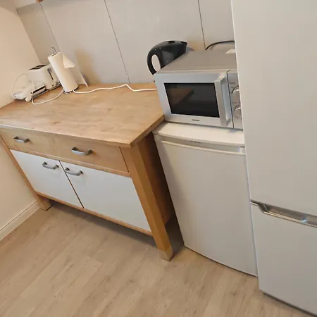 - Geisweid Work And Neu Modernisiert 2 Schlafzimmer Badezimmer Balkon *