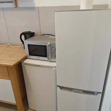 - Geisweid Work And Neu Modernisiert 2 Schlafzimmer Badezimmer Balkon Apartmán *