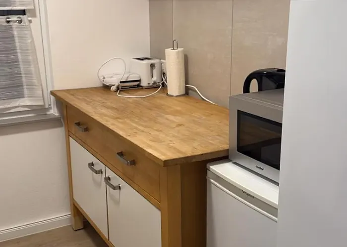 Lägenhet - Geisweid Work And Neu Modernisiert 2 Schlafzimmer Badezimmer Balkon Siegen