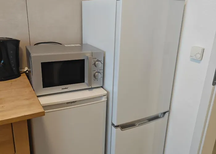 Lägenhet - Geisweid Work And Neu Modernisiert 2 Schlafzimmer Badezimmer Balkon *