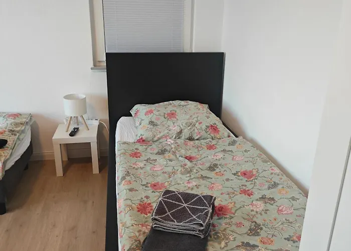 Lägenhet - Geisweid Work And Neu Modernisiert 2 Schlafzimmer Badezimmer Balkon