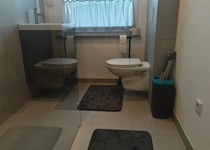 Lägenhet - Geisweid Work And Neu Modernisiert 2 Schlafzimmer Badezimmer Balkon *