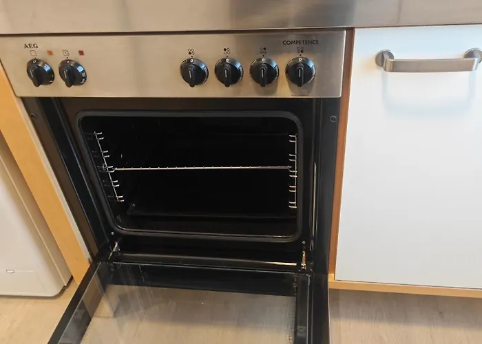 Lägenhet - Geisweid Work And Neu Modernisiert 2 Schlafzimmer Badezimmer Balkon Siegen