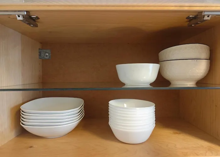 - Geisweid Work And Neu Modernisiert 2 Schlafzimmer Badezimmer Balkon * Siegen